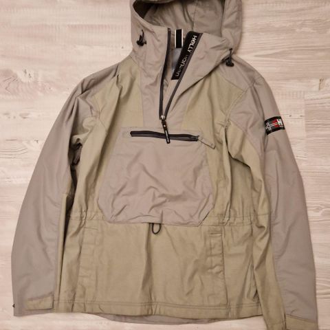 Helly Hansen anorakk