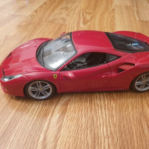 Ferrari 488 GTB/ Modellbil