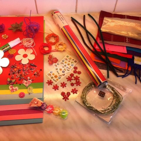 STOR Aktivitet`s pakke og dekorasjon til pynting av advent, julelys/lys-gaver