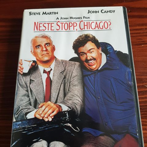 Neste Stopp, Chicago med John Candy