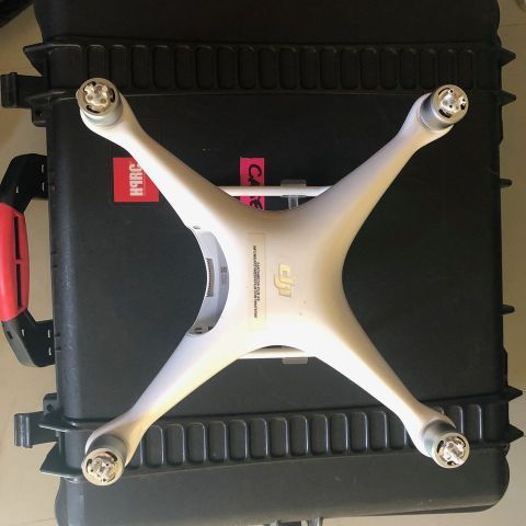 Tilpasset koffert fra HPRC til DJI Phantom 4 RTF