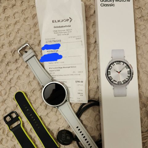 Cool and bright Samsung Galaxy Watch Classic 6, valid warranty