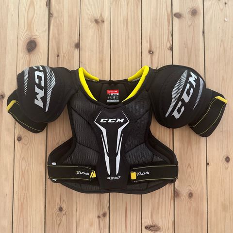 CCM skulderbeskyttelse barn/junior 137-147 cm