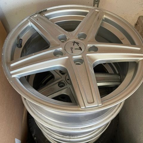 KT Racing felger selges. 4stykk 15* 6.5 5X110 ET42