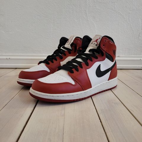 Jordan 1 High Chicago 2013 str. 40