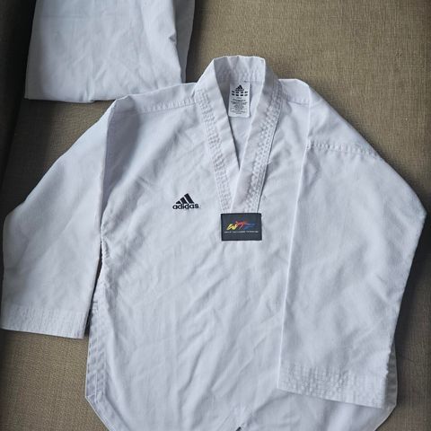 Adidas Taekwondo drakt barn str 130