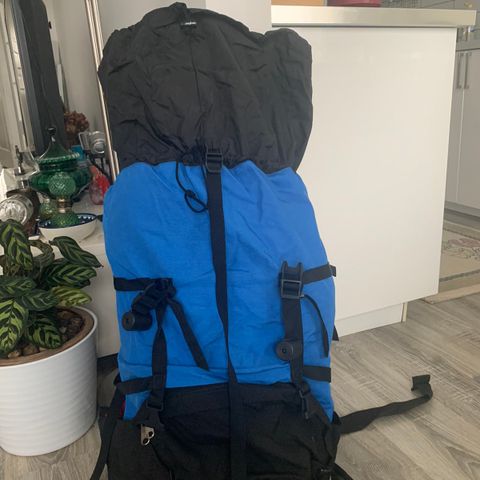 NY PRIS! 899kr🌺Berghaus cyclops II citadel 3 str L Høyde 72 cm Bredde42cm