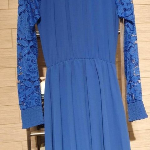 Blå Floyd kjole str. M/38