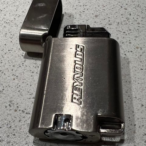 REYNOLDS Lighter.