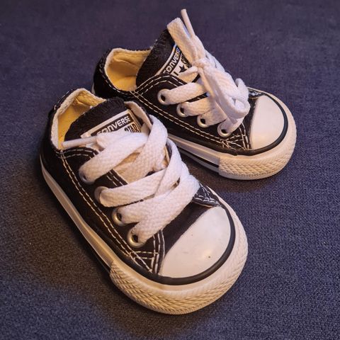 Ubrukte converse str 18