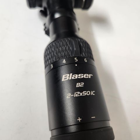 Blaser B2 il 2-12×50