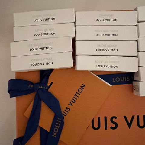 Louis Vuitton parfyme selges