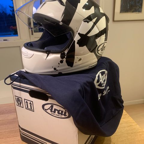 Arai MC-hjelm