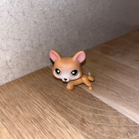 2006 Lps corgi #183