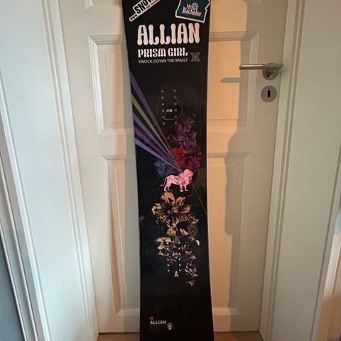 Allian Prism Girl snowboard (145 cm)