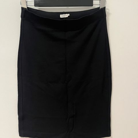 Fillipa K Firm Pencil skirt - Ny pris