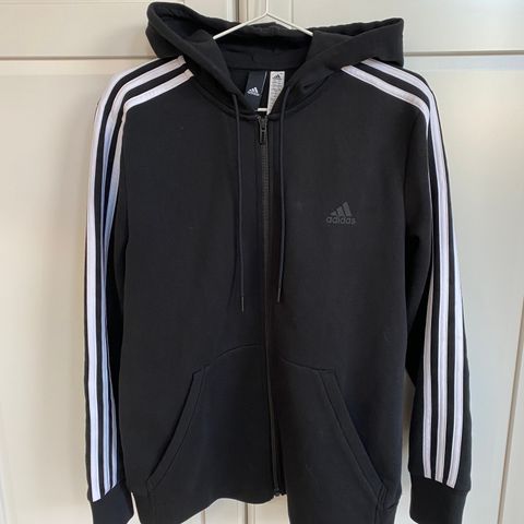 Adidas hettejakke