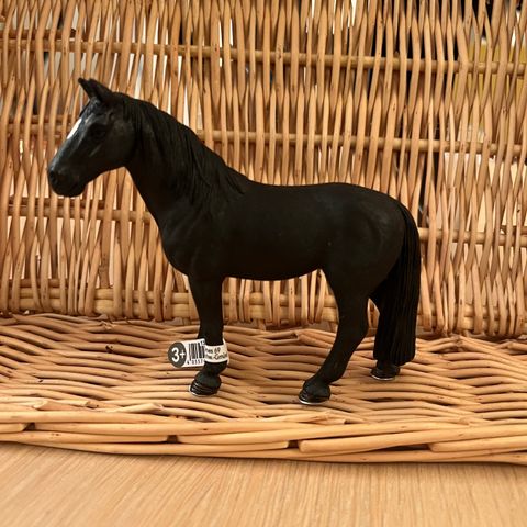 Schleich hester