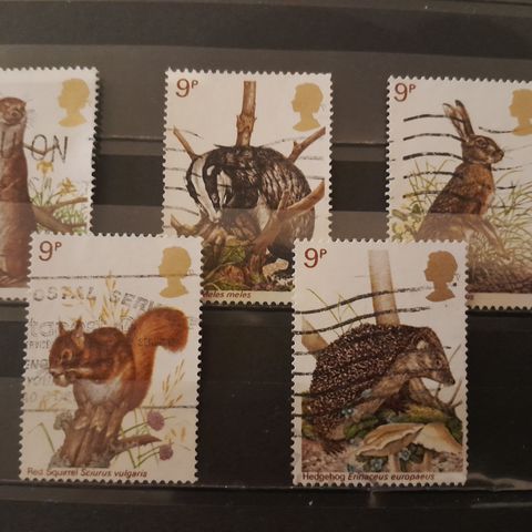 Britiske frimerker (D)