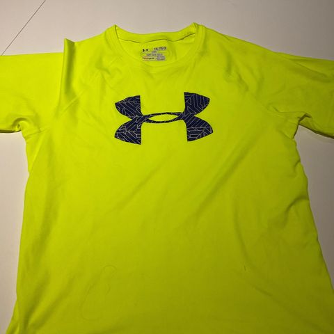 Under Armour treningstopp/ trenings t-skjorte