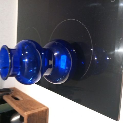 Feilfri kobolt blå vase fra Blaafarveværket.
