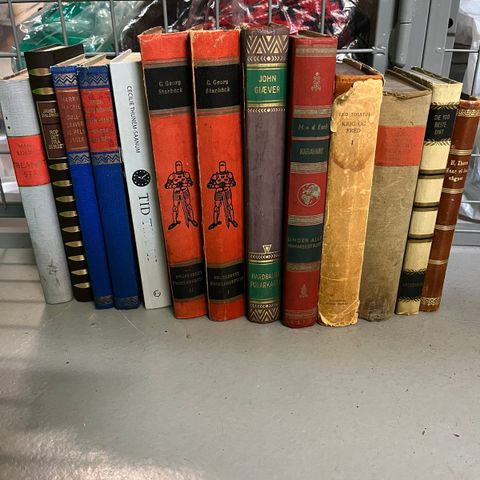 Diverse bøker
