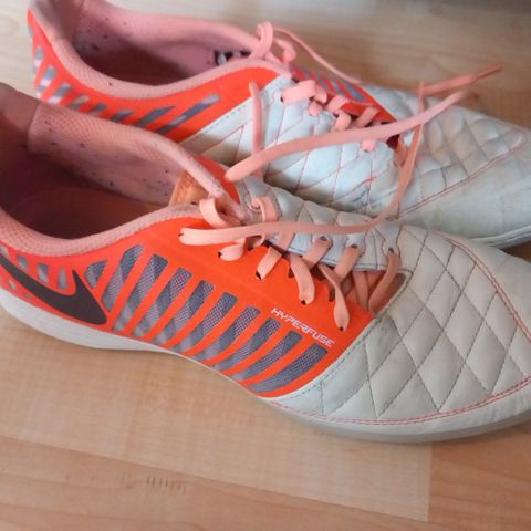 Nike lunar gato oransj.  Unik farge