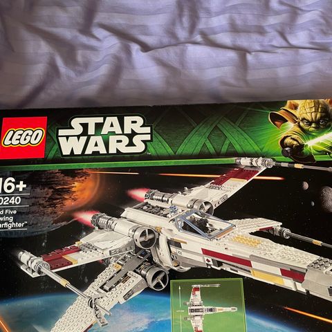 Lego 10240