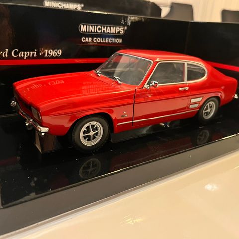 Super Flott Modell/Samleobjekt/Minichamps/Ford Capri 1969 scala 1:18