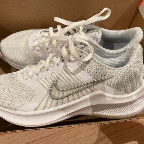 Nike joggesko, str.23,5