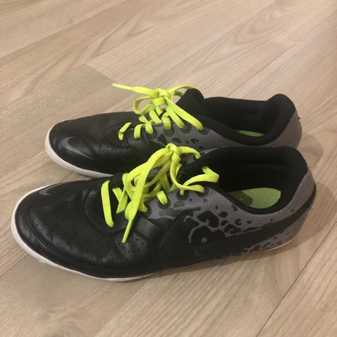 Nike innesko str 40