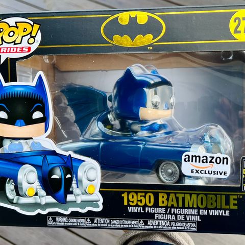 Funko Pop! Rides: 1950 Batmobile (Blue Metallic) | Batman | DC (277)