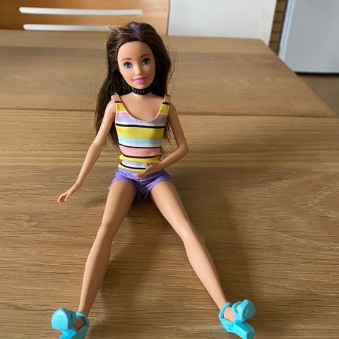 leker Barbie
