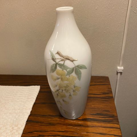 Bing & Grøndahl vase selges