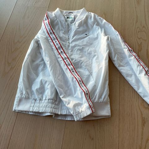 Tommy Hilfiger jakke - str 152 - hvit