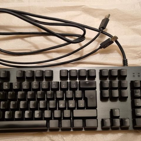 Logitech G512 mekanisk tastatur