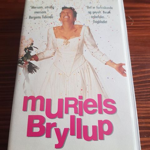 Muriels Bryllup vhs