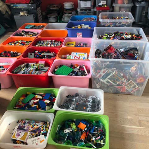 LEGO OG LEGO OG LEGO….Stor samling