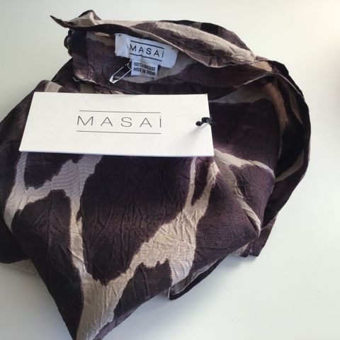 Masai skjerf - ny, med lappen på