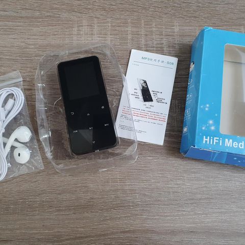 Ny MP3 spiller med 16GB plass.