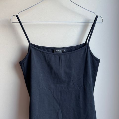 Singlet fra InWear (str. XL)