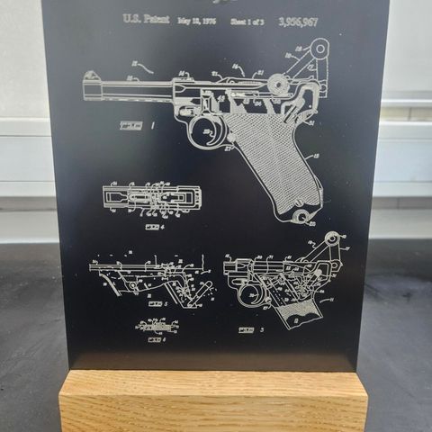 Luger p-08 patent tegning gravert på aluminium