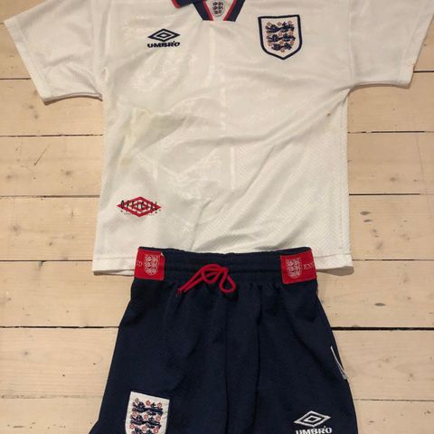 England - original 1994 fotballdrakt str Large boys