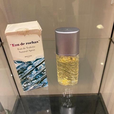 Eau de Rochas Eau de Toilette 50 ml til salgs.