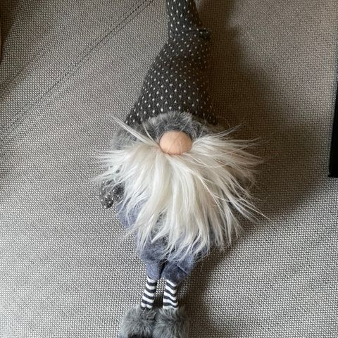 Nisse grå mellomstor