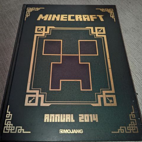 Minecraft annual 2014 book på Engelsk