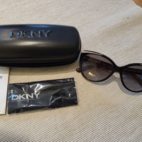 Solbriller fra D&G og DKNY selges