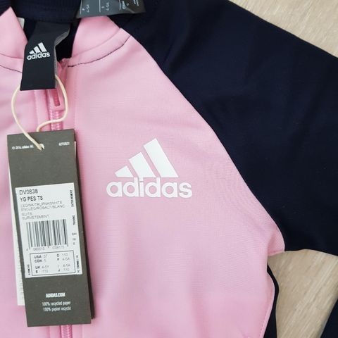 Adidas treningssett genser og bukse str. 110