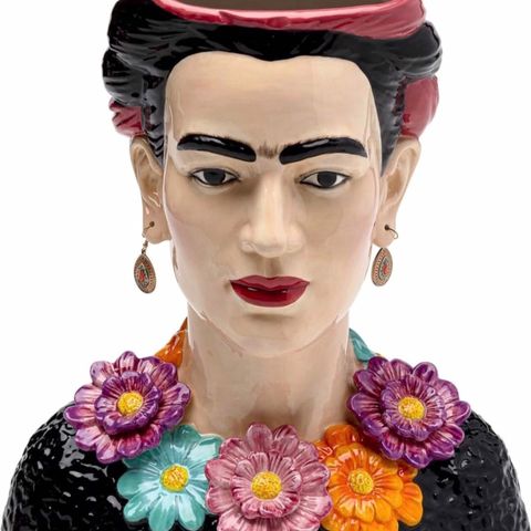 ØNSKER VELDIG GJERNE, EN «FRIDA KAHLO» VASE 🙏🏻🙏🏻