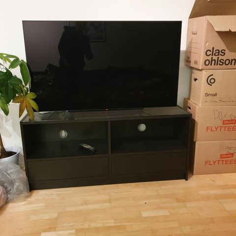 TV benk fra ikea